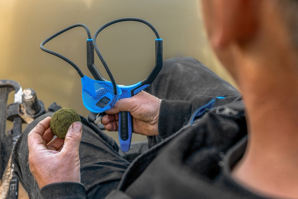 Groundbait Catapult