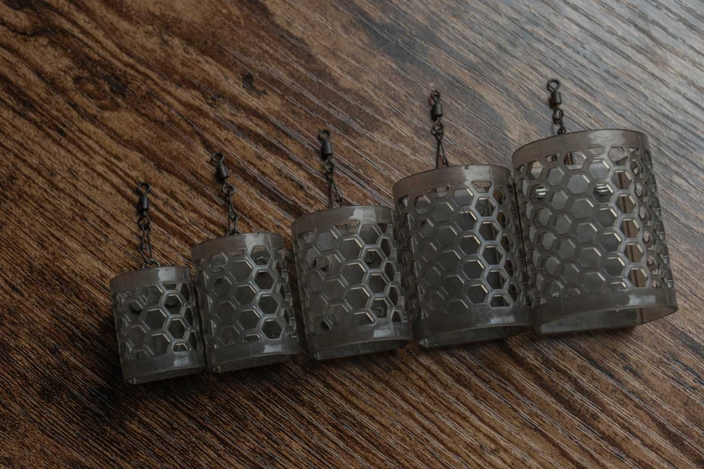 Hexmesh Plastic Cage Feeder - XL